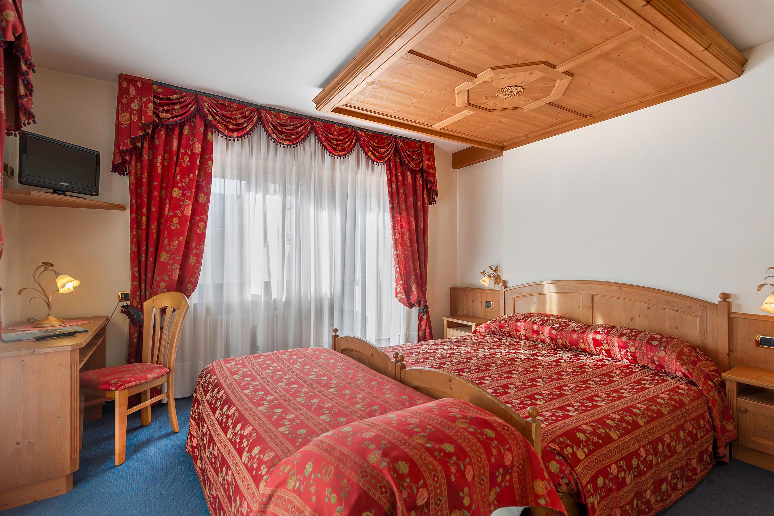 Hotel Family La Perla 3*