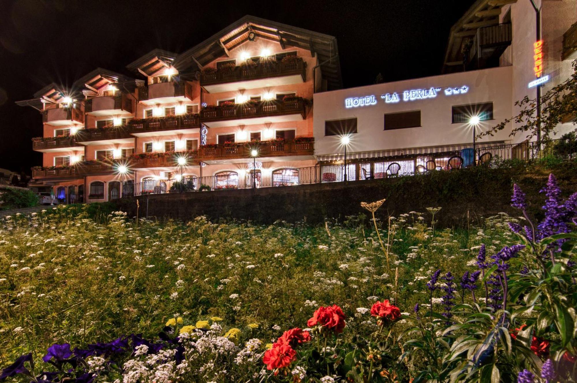 Hotel Family La Perla 3*
